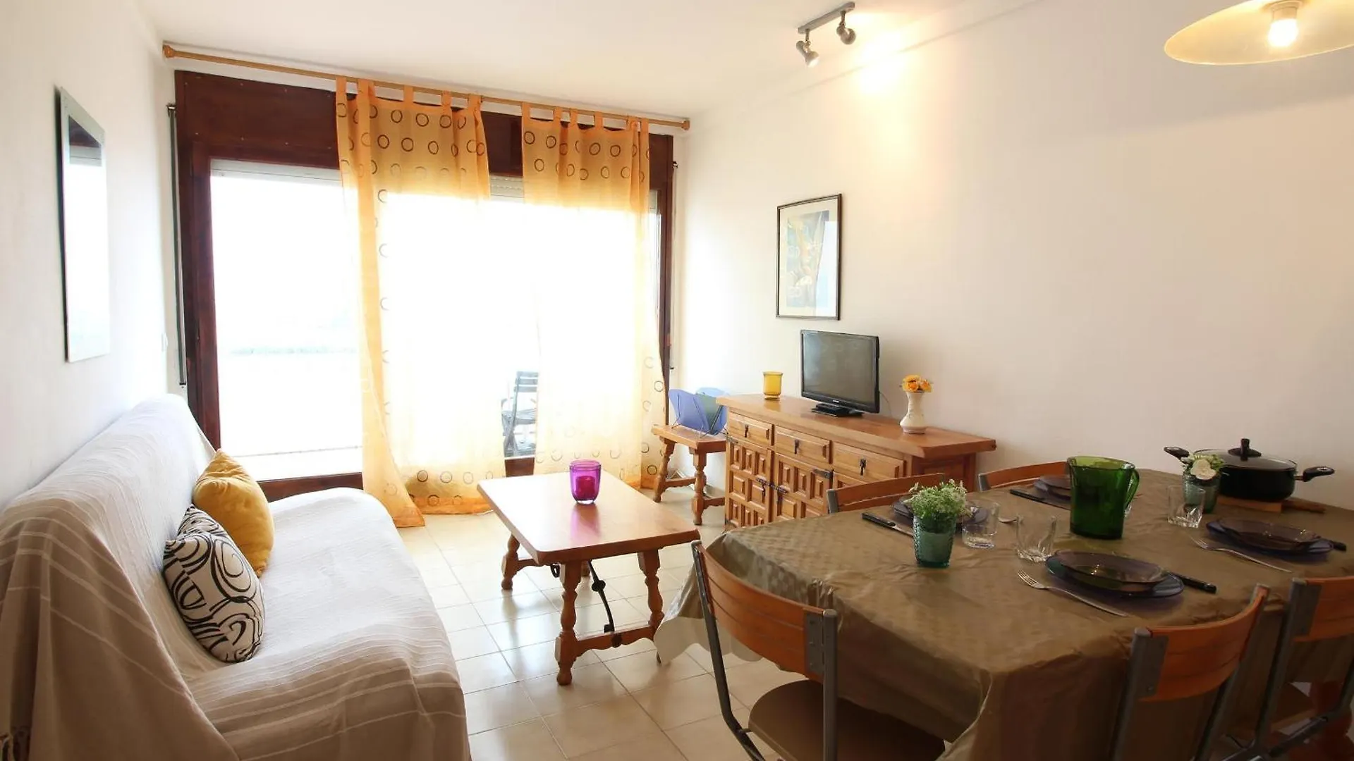 Vista Bahia 23 - Apartamento En Primera Linea De Mar A Pocos Metros Del Centro De Empuriabrava Con Aparcamiento. - Es-228-183 0*,